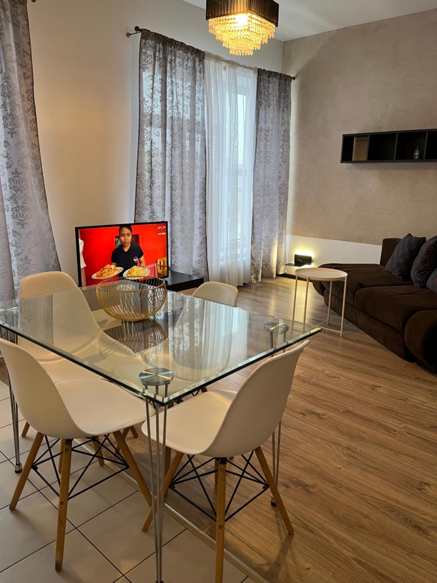 Near Station Apartment VNO Exterior foto