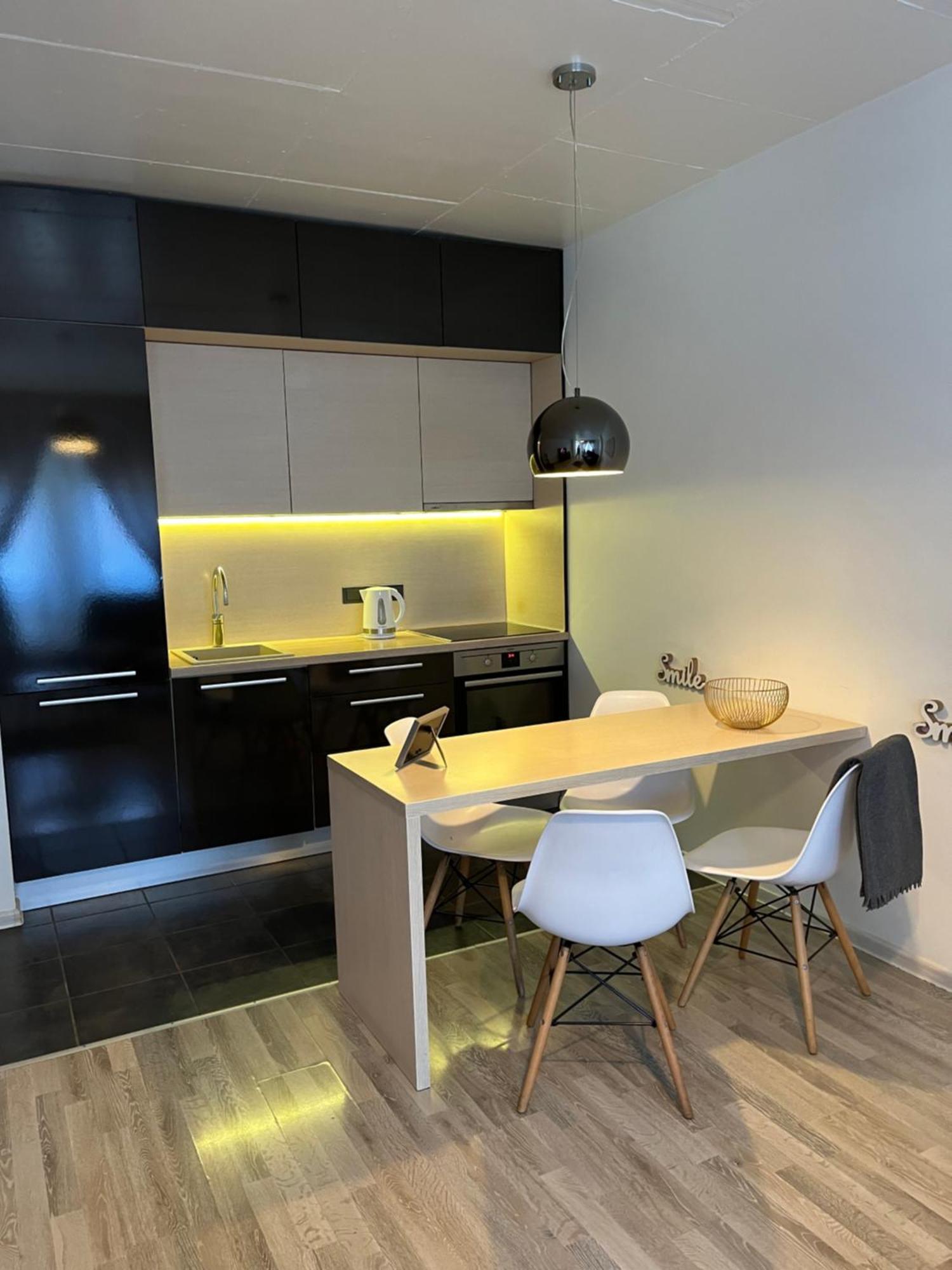 Near Station Apartment VNO Exterior foto