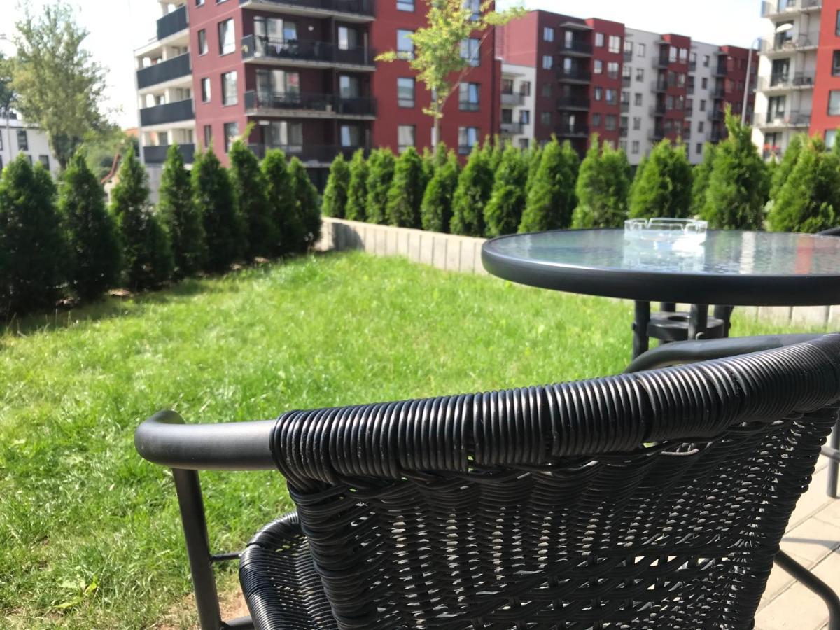 Near Station Apartment VNO Exterior foto